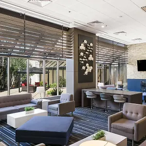 מלון Western Premier Plaza & Conference Centre YYC